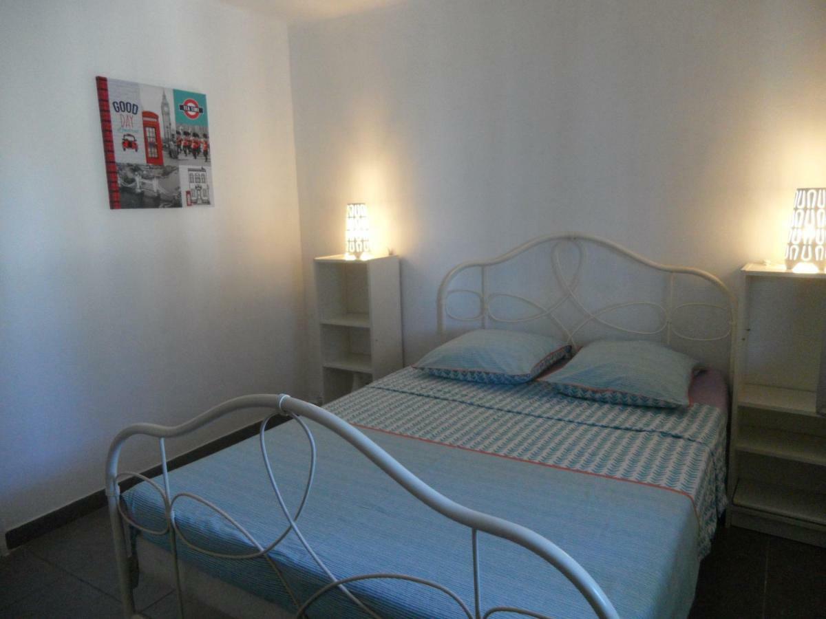 Mas Vincent Appartement La Fare-les-Oliviers Buitenkant foto